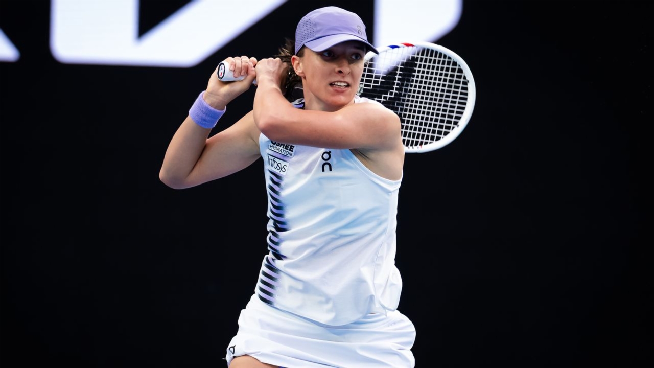 (2) Swiatek vs. Bouzkova (Women's Second Round)