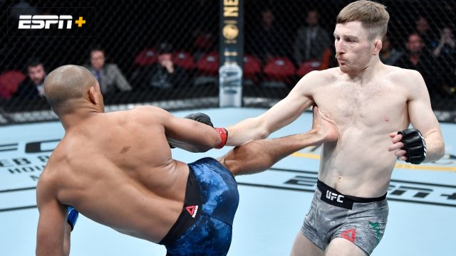Brett Johns vs. Tony Gravely (UFC Fight Night: Blaydes vs. Dos Santos)